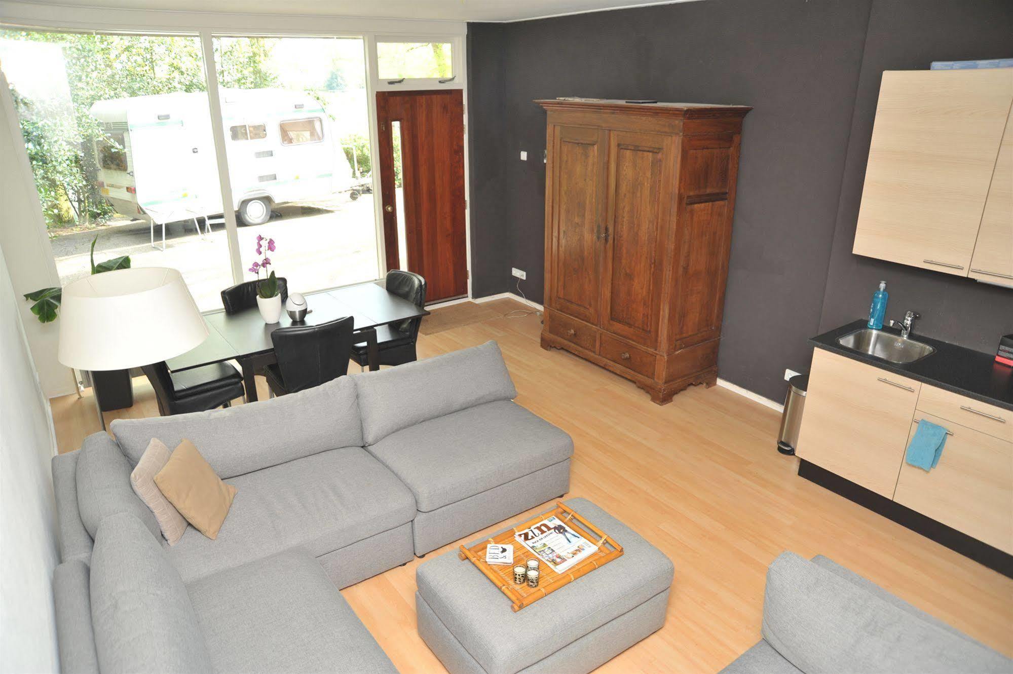 B&B Op De Brabantse Wal Halsteren Exteriör bild